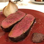 ラ・テンダ・ロッサ - エゾ鹿もも肉の炭火焼