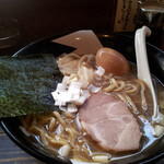 すごい煮干ラーメン凪 新宿ゴールデン街店本館 - 煮干しラーメン（750円）