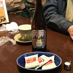 ペリーヌ - 先に到着していた方々は、ビールで1杯、いや2杯、さらには3杯？してました　※ビールうけも付きます