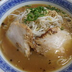 らーめん屋一歩 - 一歩ラーメン（醤油味）