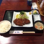 とんかつ大門 - 上ロースとんかつ定食