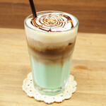 あんみつの深緑堂 - チョコミントラテ600円