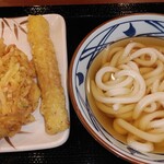 丸亀製麺 - カレーうどん＆ちくわ天
