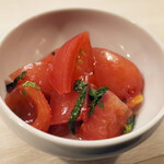 トンテキ食堂8 - トマトのマリネ(350円)