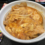 なか卯 - bowl of rice with chicken and eggs　490yen