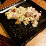 肉のまごろく - チーズの焼きポテト