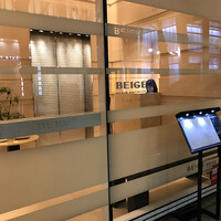 ベージュ アラン・デュカス 東京 - 