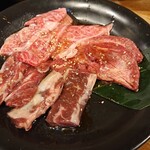 元氣七輪焼肉 牛繁 - 