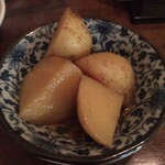 わかたろう - お通し（ジャガイモ煮）
