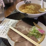 Ramen Gyozakuraou - 極み醤油ラーメン770円