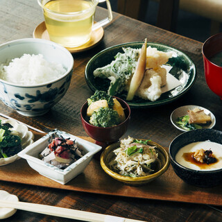 貸切で入れる 神楽坂でおすすめのカフェをご紹介 食べログ