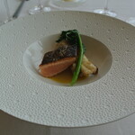 フレンチレストラン ミクニ サッポロ - 桜マスのマリニエールソース