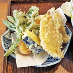 蕎麦 つづら - 桜鯛の天ぷら