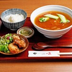 フカヒレ餡かけラーメンセット