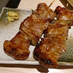 北海道海鮮にほんいち - 室蘭焼鳥2本(480円)