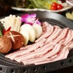 Kankokuryouri To Yakiniku Seiraku - 