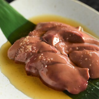 일일 특별 메뉴: 수량 한정 희귀 부위와 계절을 느낄 수 있는 제철 채소들