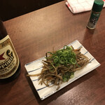 立ち呑み くにし - 牛アゴすじ肉入りきんぴら