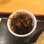 ちゃんこのある居酒屋 水町 - ひじきとニンジンの煮物