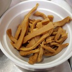 赤坂味一 - 別皿のメンマ