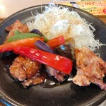 ガスト - 若鶏と彩り野菜の黒酢あん 599円 単品