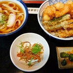 くるまや - 小エビと野菜天定食(税込930円)