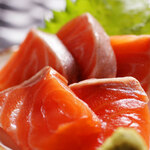 ● Breakfast: Hokkai salmon sashimi