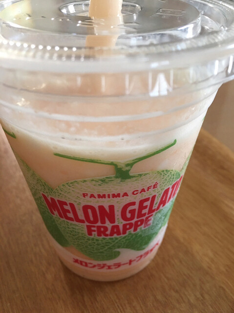 ファミリーマート 米沢上杉神社前店 - 南米沢（コンビニ・スーパー）の写真