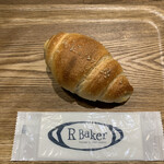 R Ｂaker - 