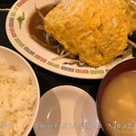 謝謝ラーメン - ニラ玉定 \880