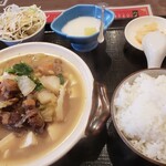 Eishoukaku - 豚角煮･白菜と豆腐土鍋定食 850円税込
