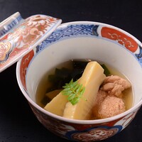 わかめと筍、鯛の子の炊き合わせ