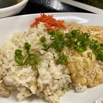 クロスカフェ - Aランチ@680円の玉子あんかけ炒飯