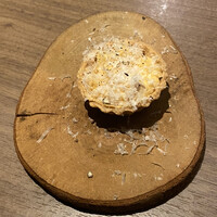 クッチーナ イタリアーナ アメリア - 最初のコチラで早くもノックダウン。カルボナーラをパスタ以外でいただいたのは初めてでした✧︎熟成パルミジャーノも上質でビックリしました