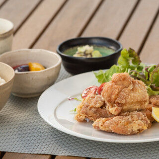 We also offer dishes using seasonal flavors ♪ We deliver a lineup centered on Japanese-style meal.