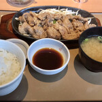 やよい軒 - 料理写真: