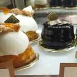 Rue Favart - 右がウルボザ