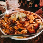 横丁酒場　あばらや別館 - ラム肉麻婆豆腐  小    500円