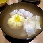 Mikokoroya - 蛤入り海老のしんじょうと生麩の碗