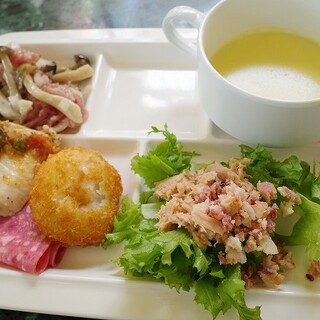 クリスタルパレス レストラン_1