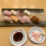 Sushiyuu - おまかせにぎり10貫を1個食べた後。