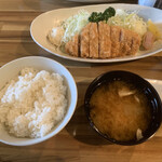 とんかつ 大倉 - 