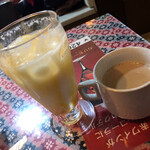 インド・ネパール居酒屋 ナマステ東京 - マンゴーラッシーとチャイ