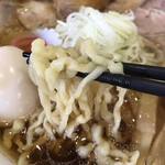 城西金ちゃんラーメン - 麺アップ