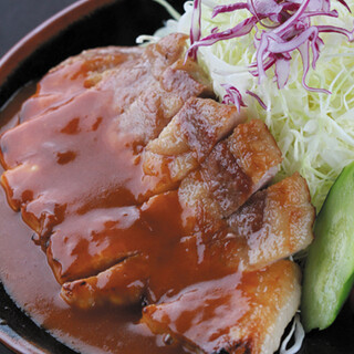 上質な味わいを堪能。希少な”金華豚”のメニューもございます