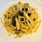 オフトコカフェ - キノコとベーコンの柚子胡椒パスタ