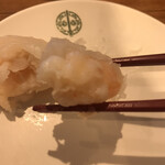 添好運 - 海老蒸し餃子５８０円。ゴロゴロと海老がある印象です。下味の付け方がよく、海老の旨味を引き出しています（╹◡╹）（╹◡╹）