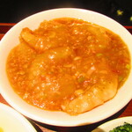 黄鶴 - ランチ小皿定食　２８００円（税込）のエビのチリソース煮のアップ【２０２０年３月】