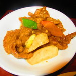 黄鶴 - ランチ小皿定食　２８００円（税込）の牛肉の青山椒炒めのアップ【２０２０年３月】