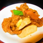 黄鶴 - ランチ小皿定食　２８００円（税込）の牛肉の青山椒炒めのアップ【２０２０年３月】